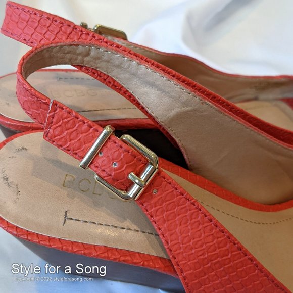 BCBGeneration Coral Peep Toe Slingback Wedge Heels 8.5 B - Picture 9 of 16